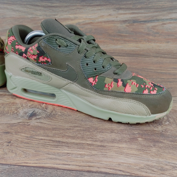 Nike Air Max 90 Digi Camo Olive - Picture 12 of 15